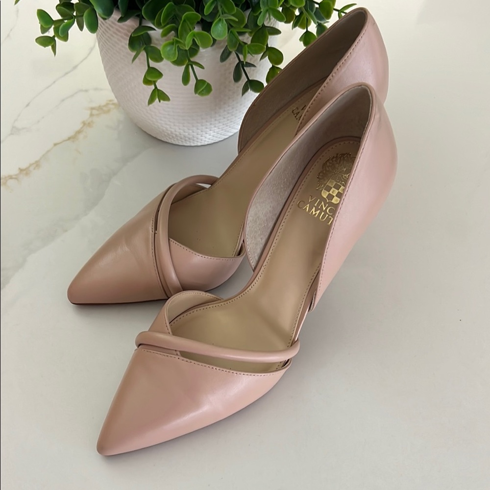 Vince Camuto ADEILIA Nude Leather Stiletto Slip on Pointed Toe